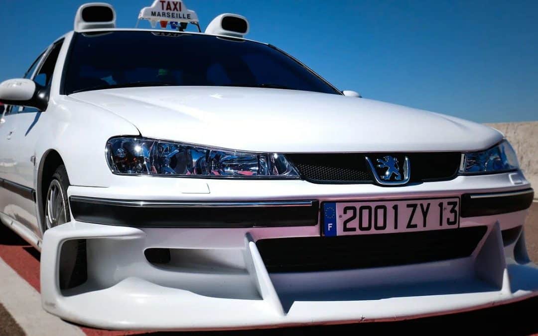 Actualité : la voiture des films « Taxi » contrôlée par les gendarmes !